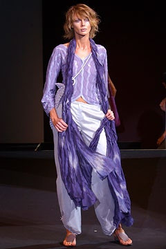 Giorgio Armani fashion show for Spring/Summer 2003