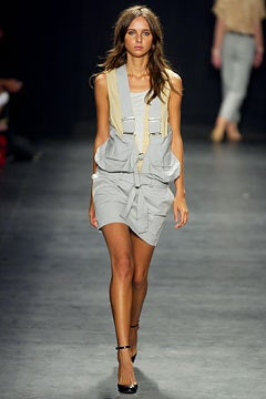 Jill Stuart fashion show for Spring/Summer 2003