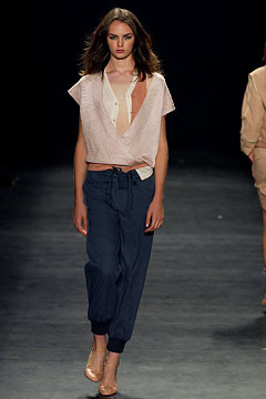 Jill Stuart fashion show for Spring/Summer 2003