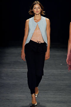Jill Stuart fashion show for Spring/Summer 2003
