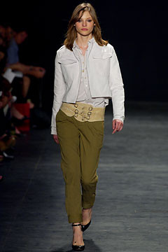 Jill Stuart fashion show for Spring/Summer 2003