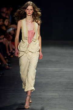 Jill Stuart fashion show for Spring/Summer 2003