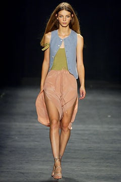 Jill Stuart fashion show for Spring/Summer 2003