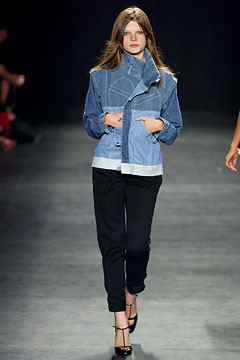 Jill Stuart fashion show for Spring/Summer 2003