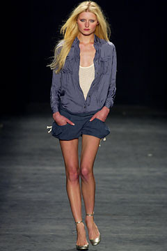 Jill Stuart fashion show for Spring/Summer 2003
