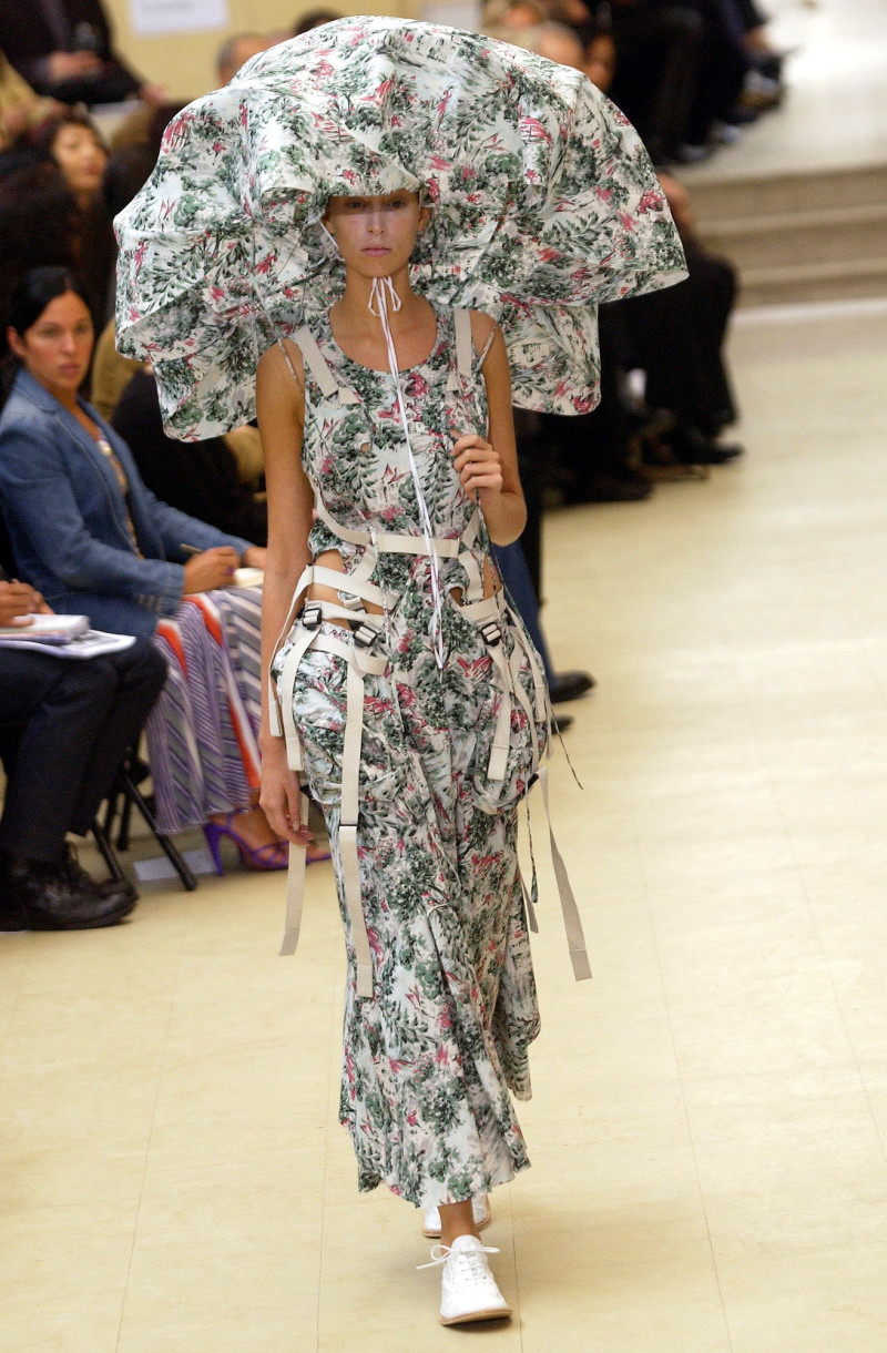 Junya Watanabe fashion show for Spring/Summer 2003