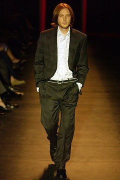 Kenneth Cole New York fashion show for Spring/Summer 2003
