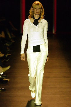 Kenneth Cole New York fashion show for Spring/Summer 2003