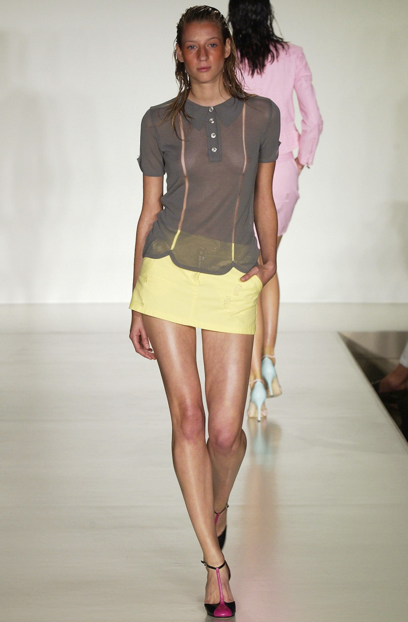 Luelle fashion show for Spring/Summer 2003