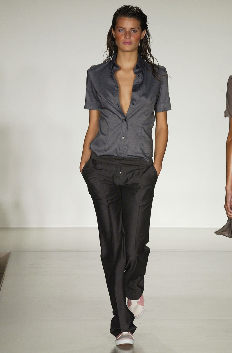 Luelle fashion show for Spring/Summer 2003