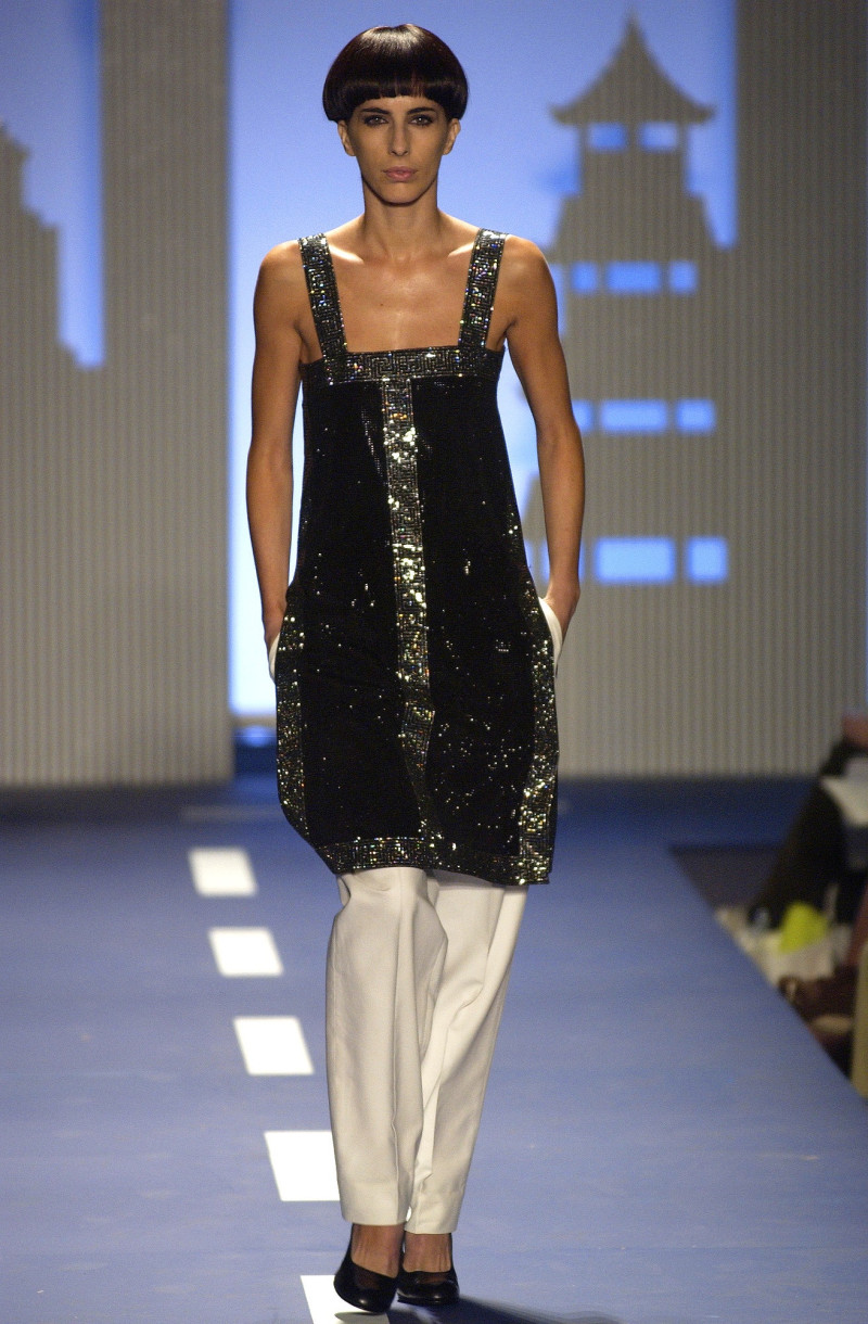 Miguel Adrover fashion show for Spring/Summer 2003