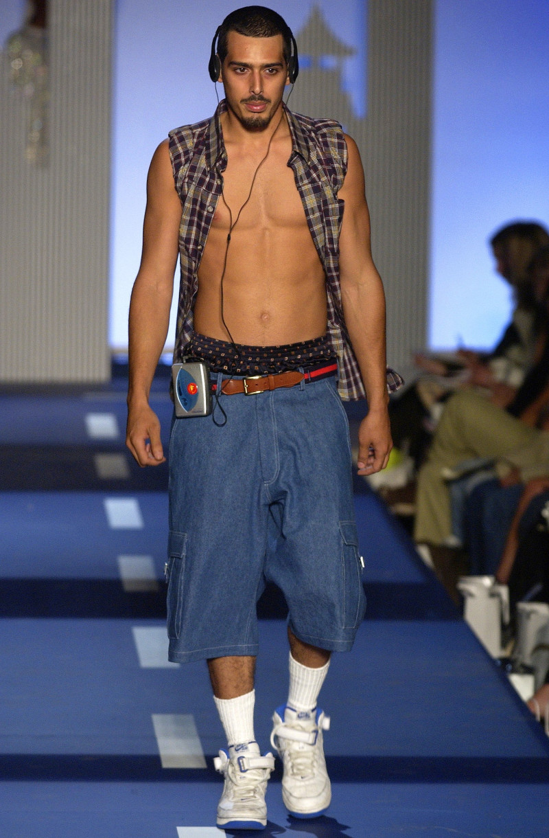 Miguel Adrover fashion show for Spring/Summer 2003