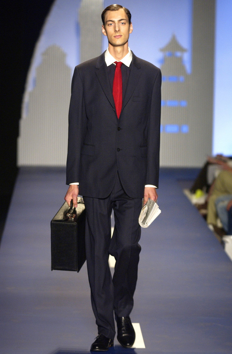 Miguel Adrover fashion show for Spring/Summer 2003