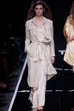 Moschino fashion show for Spring/Summer 2003