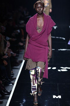 Moschino fashion show for Spring/Summer 2003