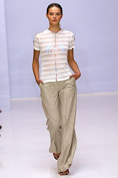 Peter Som fashion show for Spring/Summer 2003