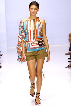 Peter Som fashion show for Spring/Summer 2003