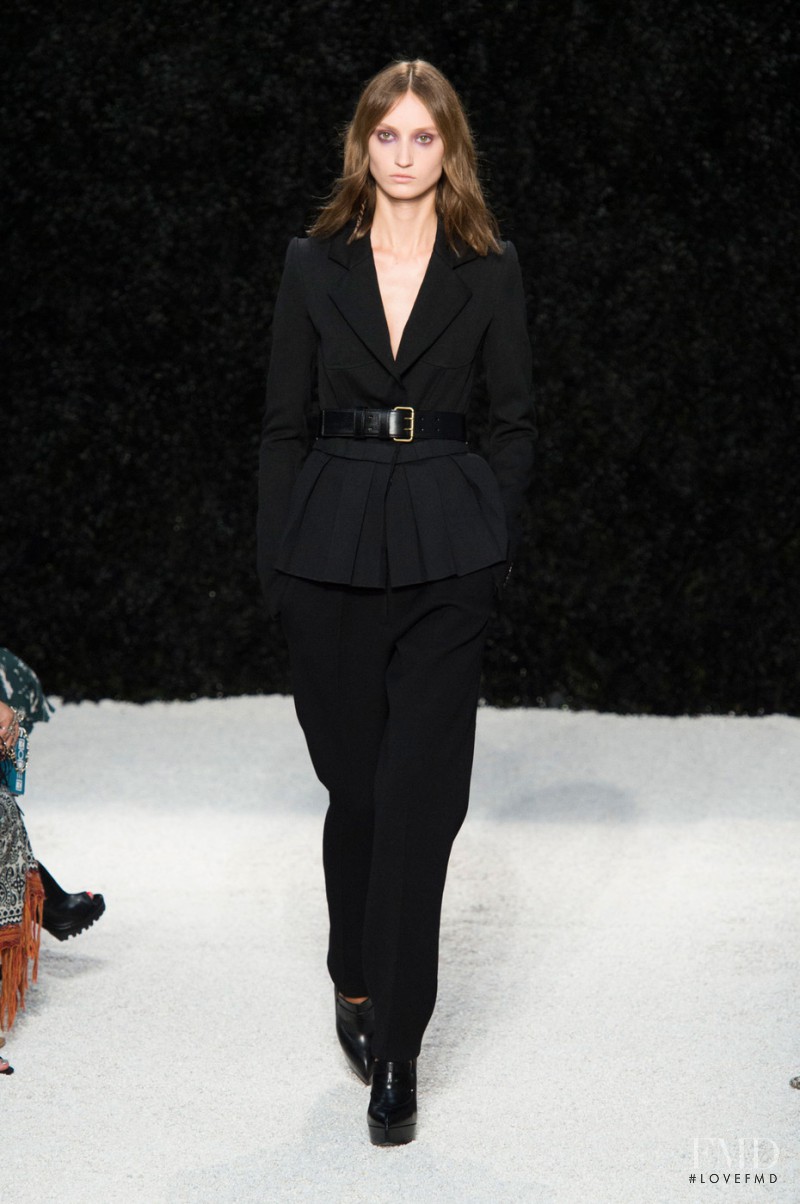 Alex Yuryeva featured in  the Vera Wang fashion show for Spring/Summer 2015