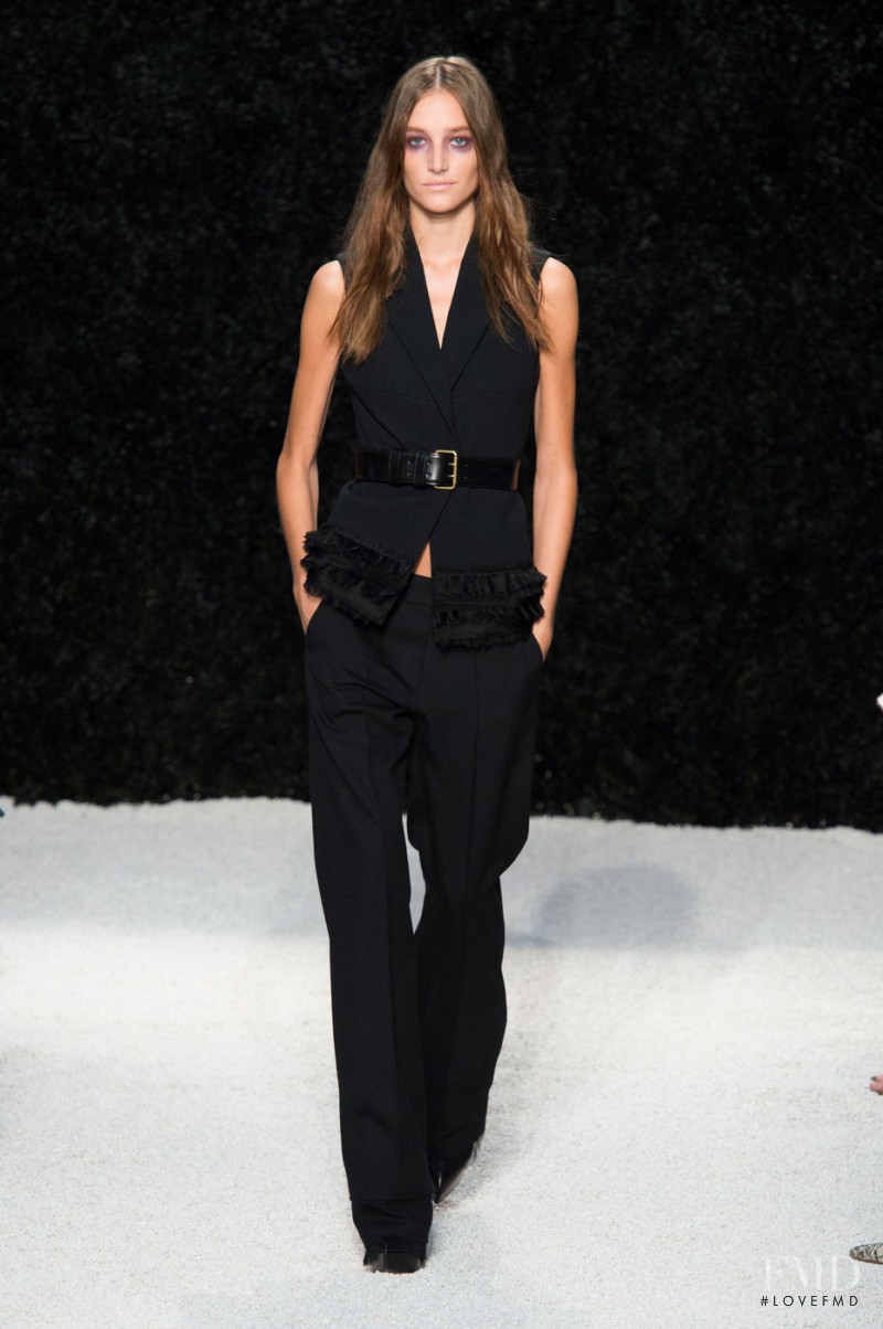 Joséphine Le Tutour featured in  the Vera Wang fashion show for Spring/Summer 2015