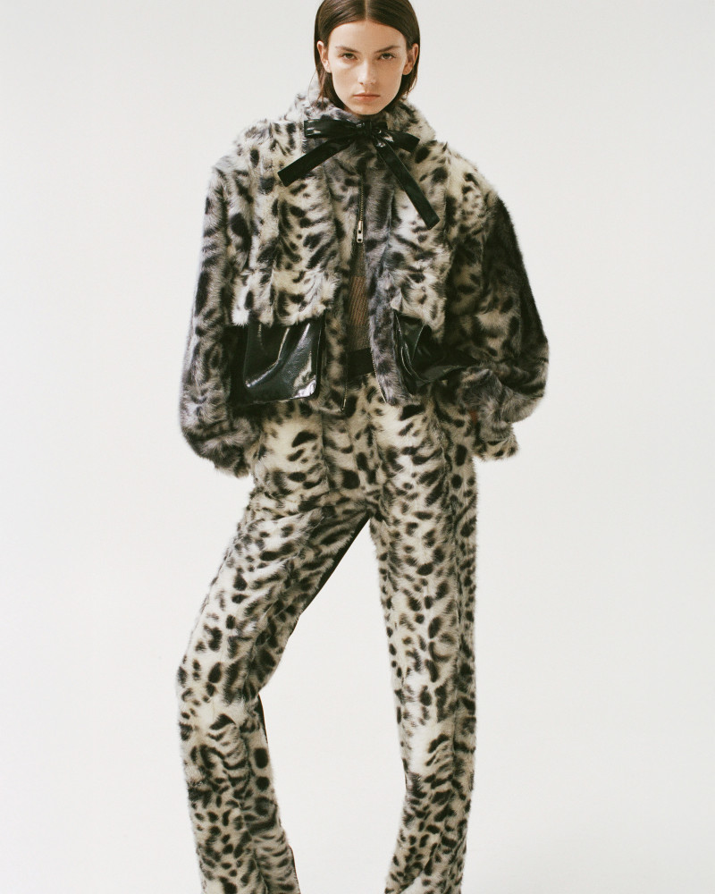 Aknvas lookbook for Resort 2026