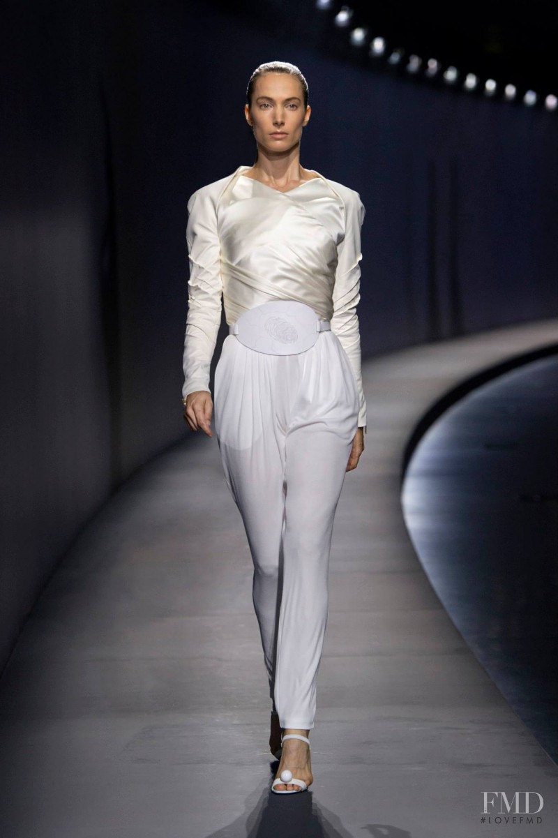 Jessica Miller featured in  the Vionnet fashion show for Spring/Summer 2015