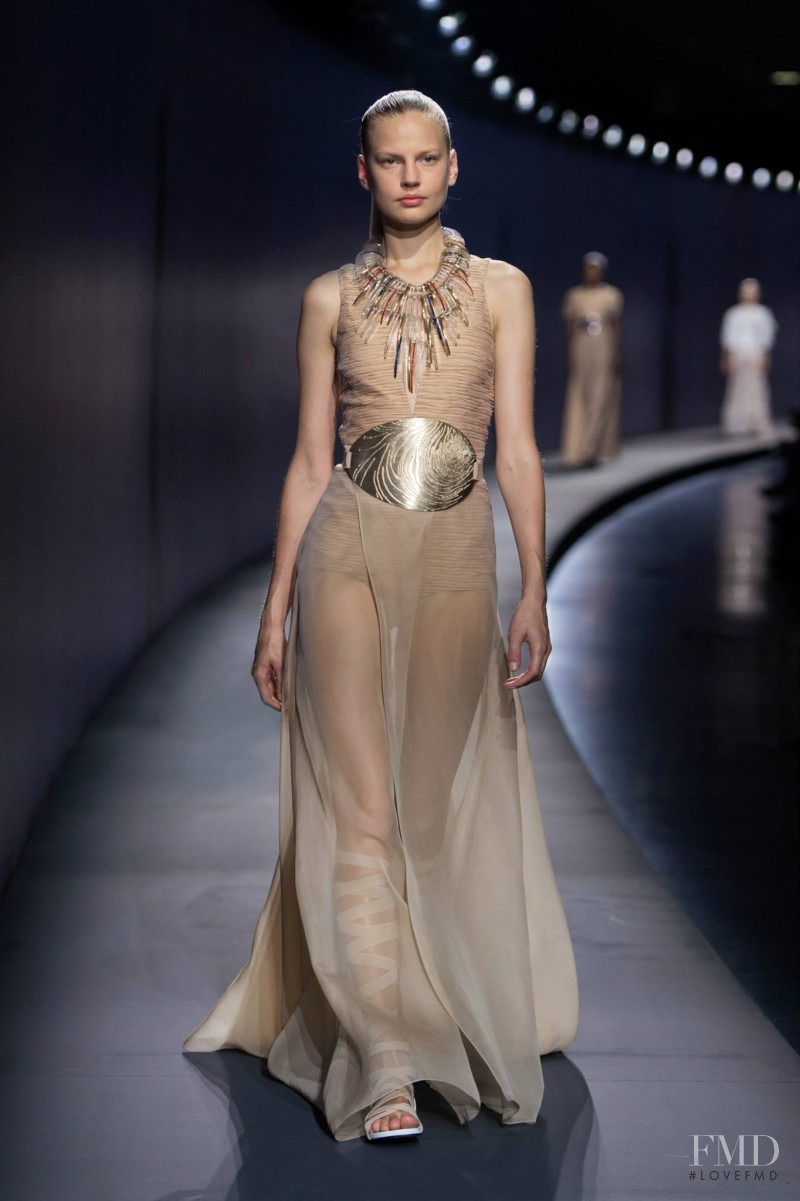 Elisabeth Erm featured in  the Vionnet fashion show for Spring/Summer 2015