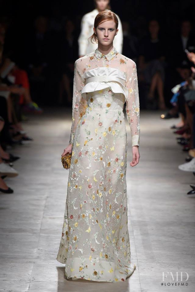 Magdalena Jasek featured in  the Rochas fashion show for Spring/Summer 2015