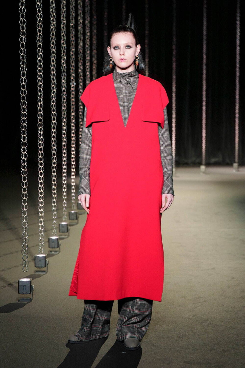 Hiroko Koshino fashion show for Autumn/Winter 2025