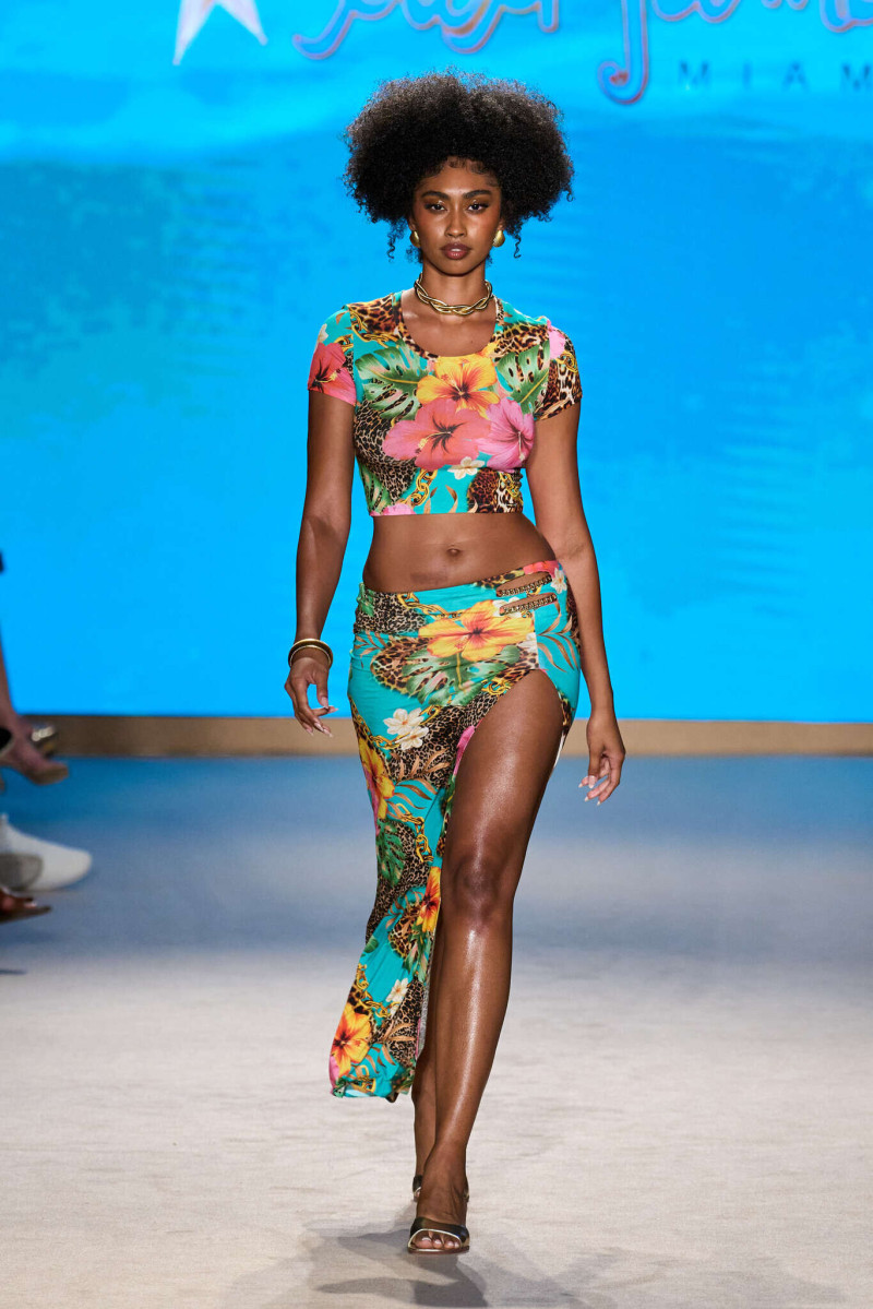 Luli Fama fashion show for Spring/Summer 2026
