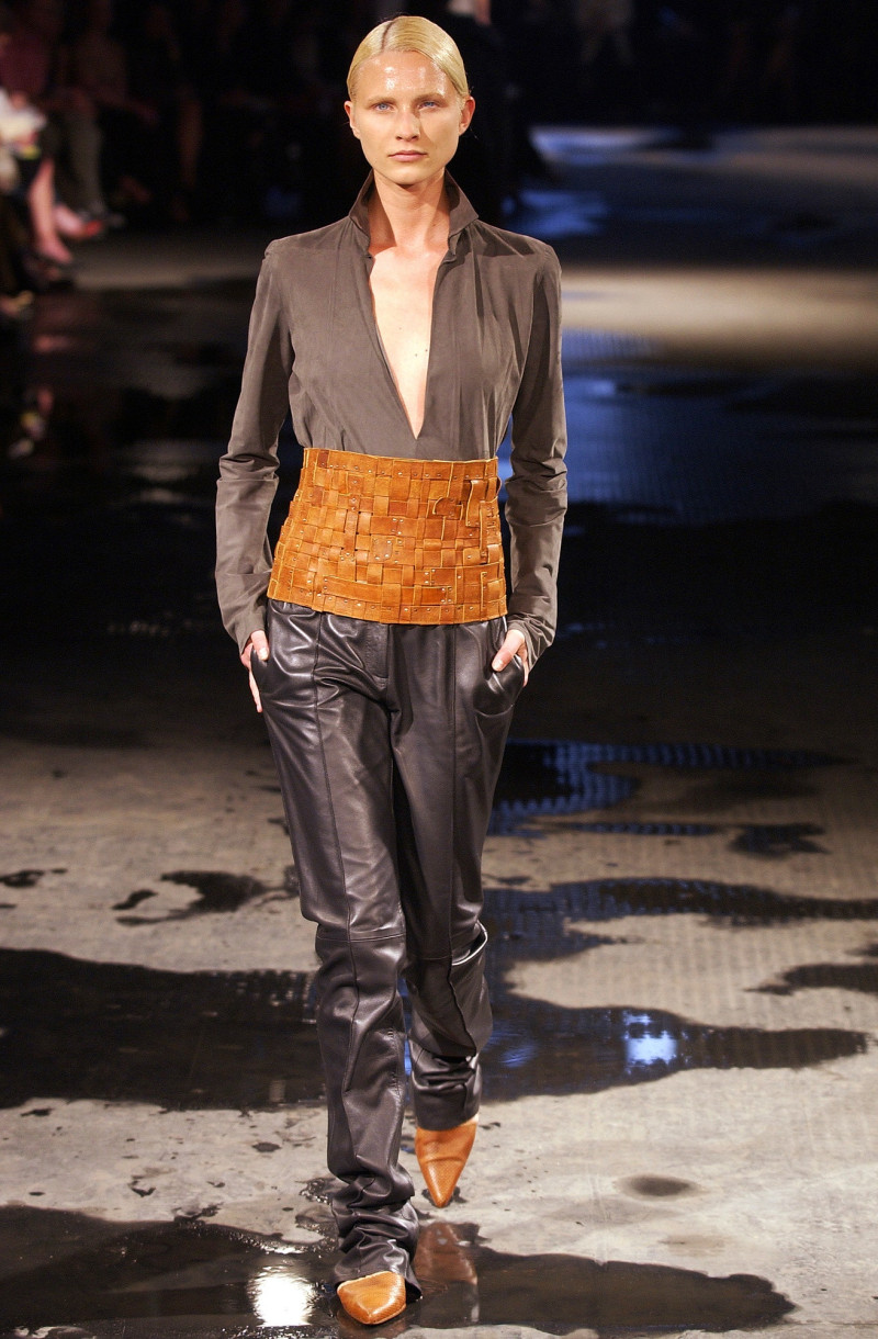 Ruffo Research fashion show for Spring/Summer 2003