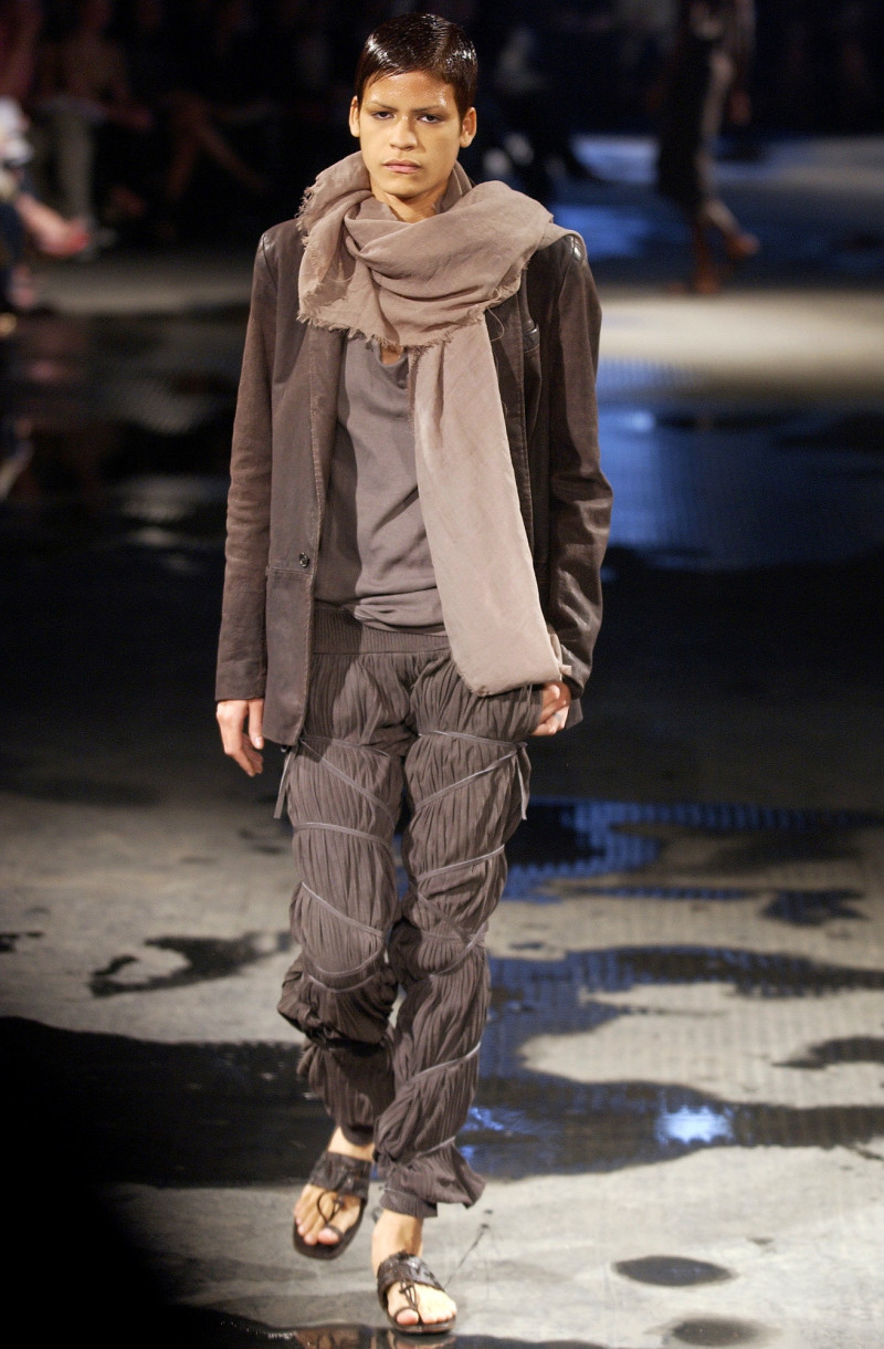 Ruffo Research fashion show for Spring/Summer 2003