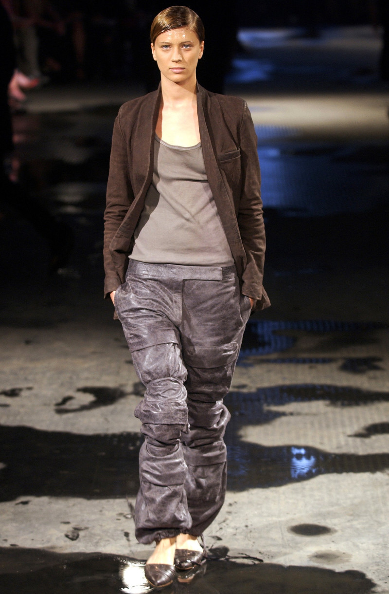 Ruffo Research fashion show for Spring/Summer 2003