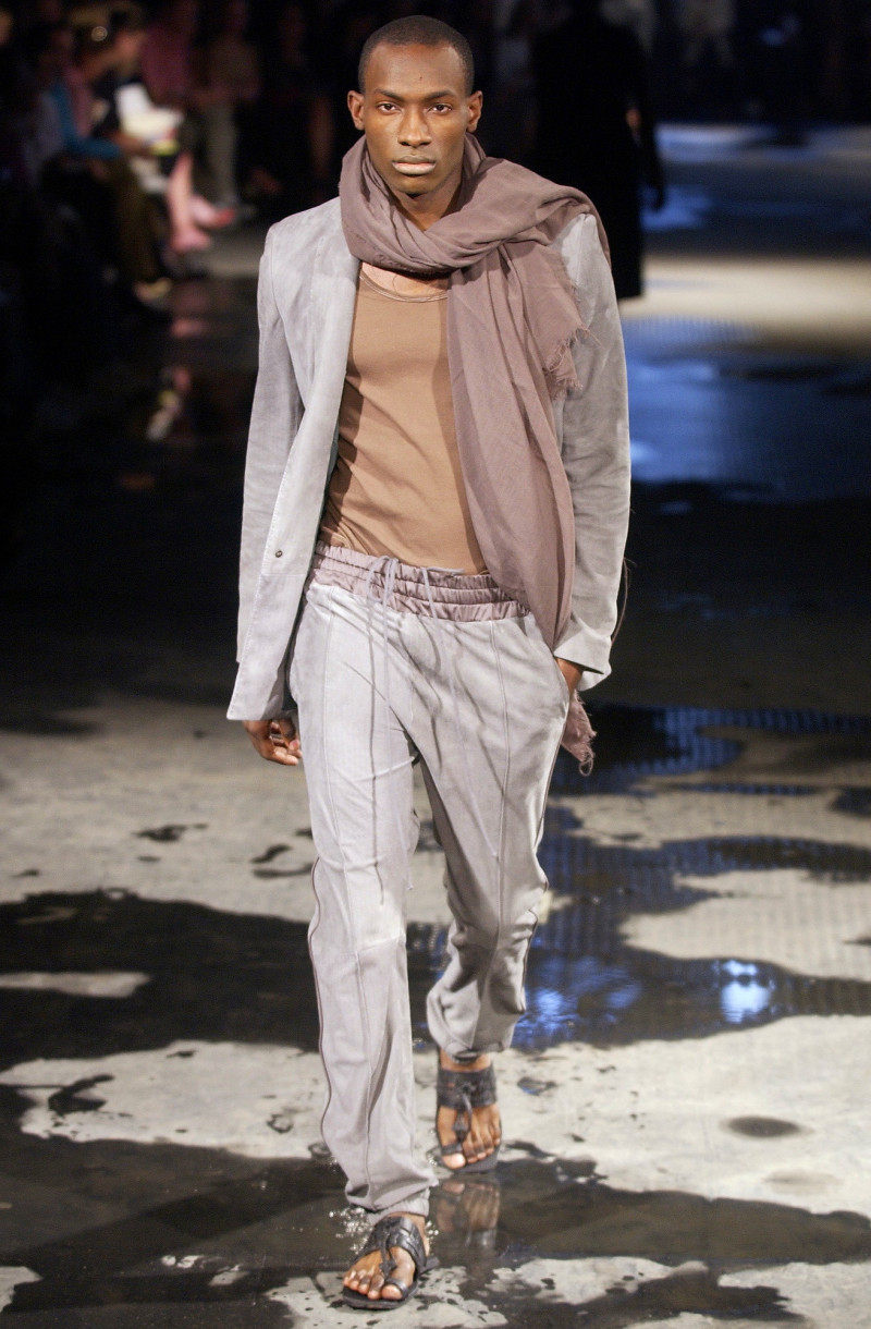 Ruffo Research fashion show for Spring/Summer 2003