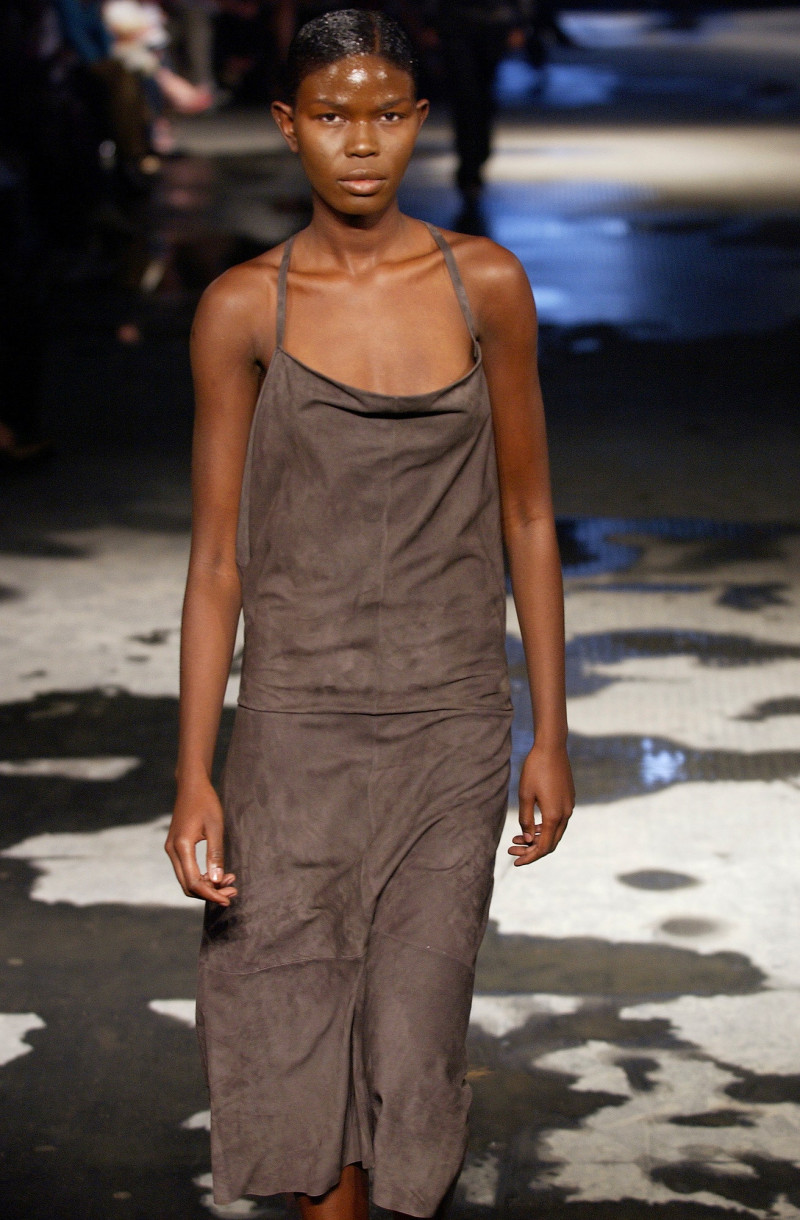 Ruffo Research fashion show for Spring/Summer 2003