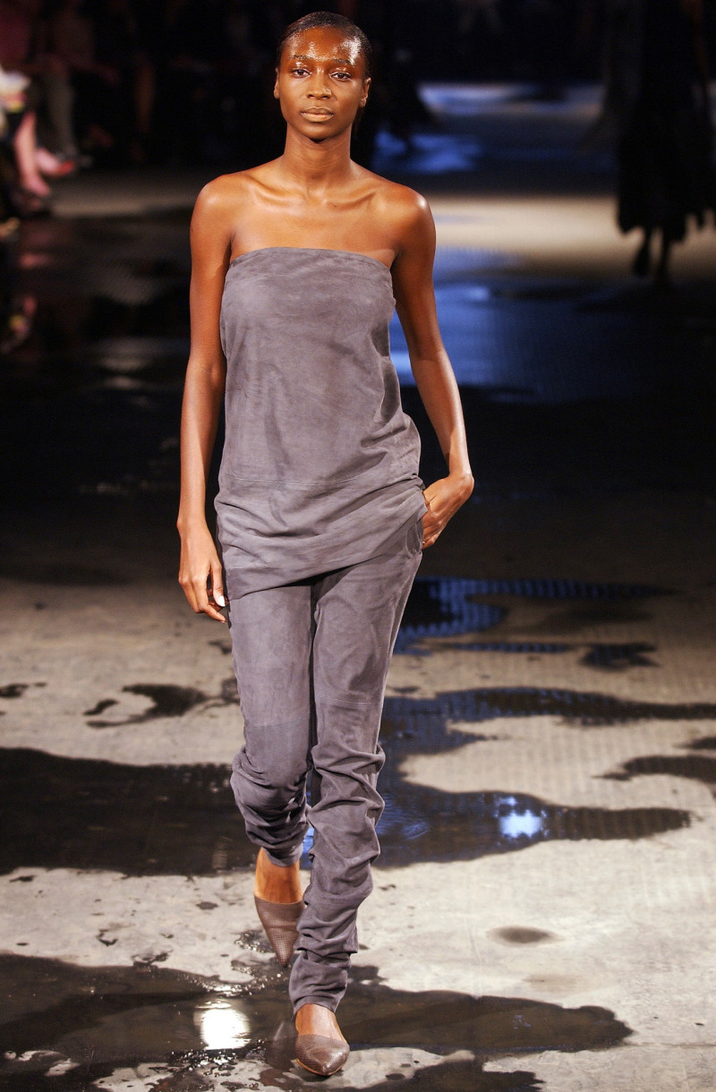 Ruffo Research fashion show for Spring/Summer 2003