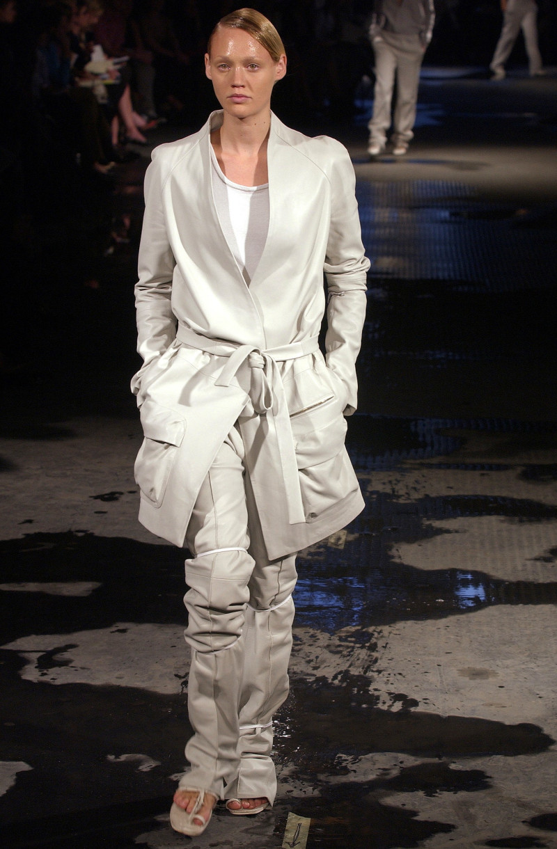 Ruffo Research fashion show for Spring/Summer 2003