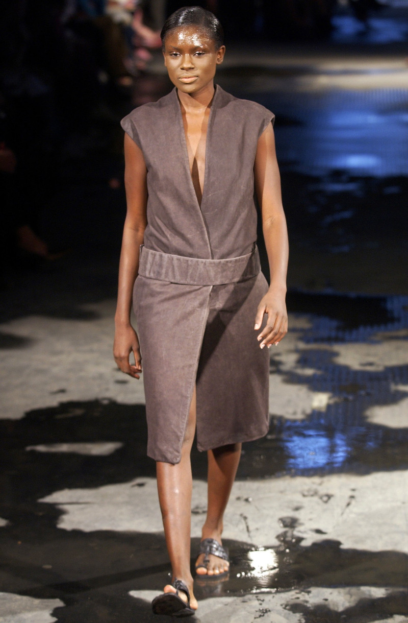 Ruffo Research fashion show for Spring/Summer 2003