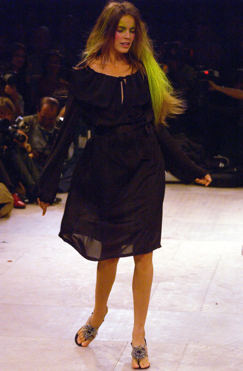 Viktor & Rolf fashion show for Spring/Summer 2003