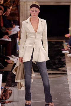 Warren Noronha fashion show for Spring/Summer 2003