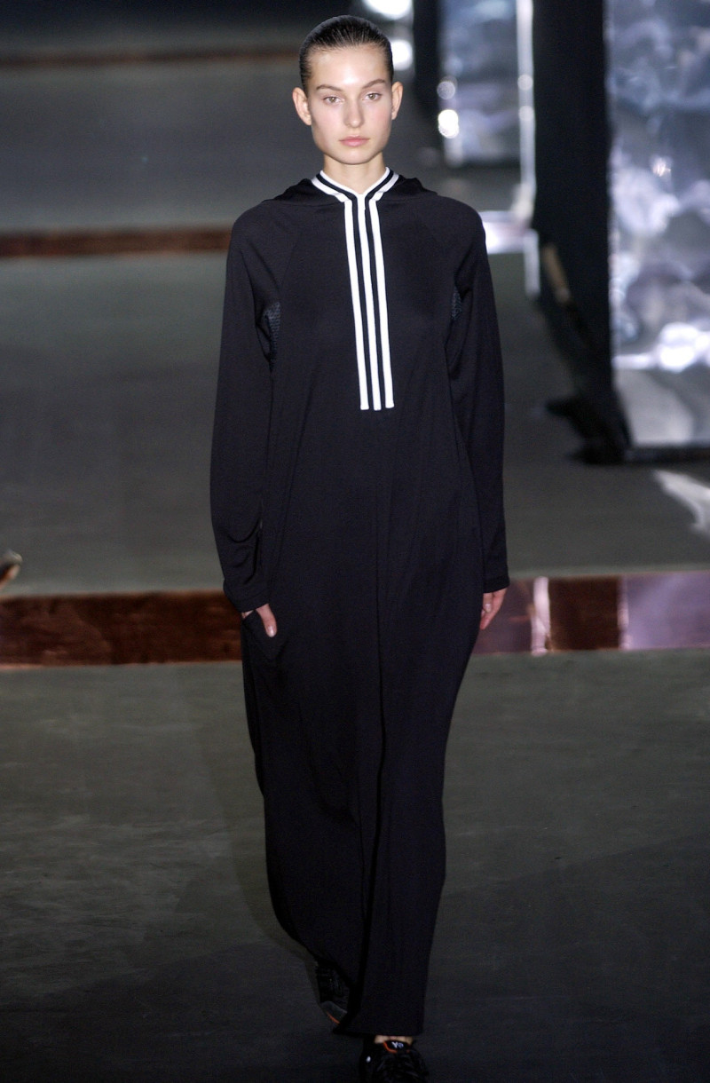 Y-3 fashion show for Spring/Summer 2003