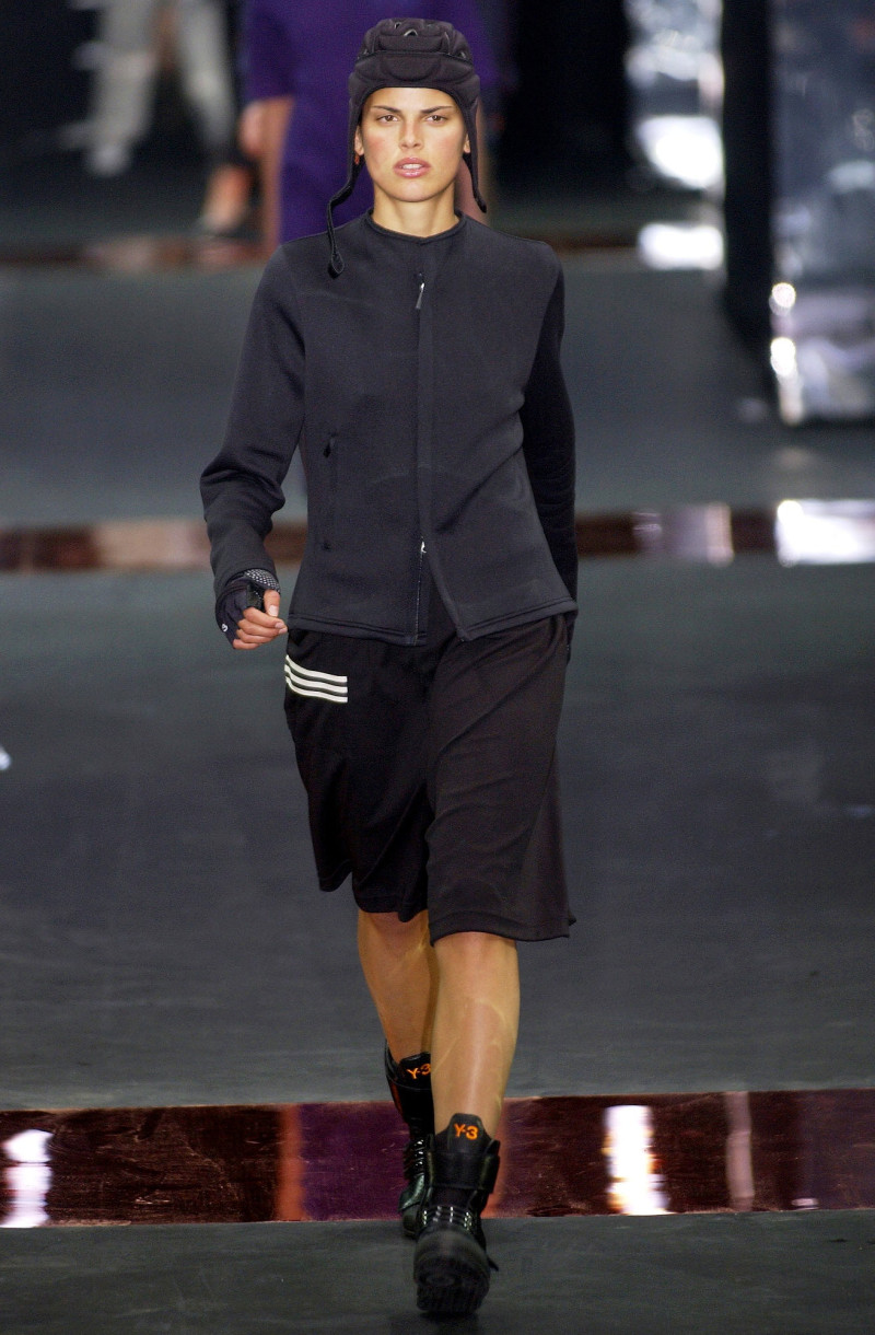 Y-3 fashion show for Spring/Summer 2003