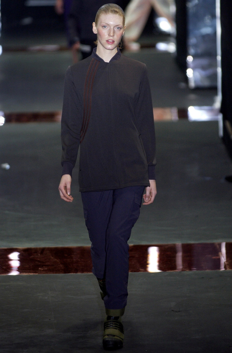 Y-3 fashion show for Spring/Summer 2003