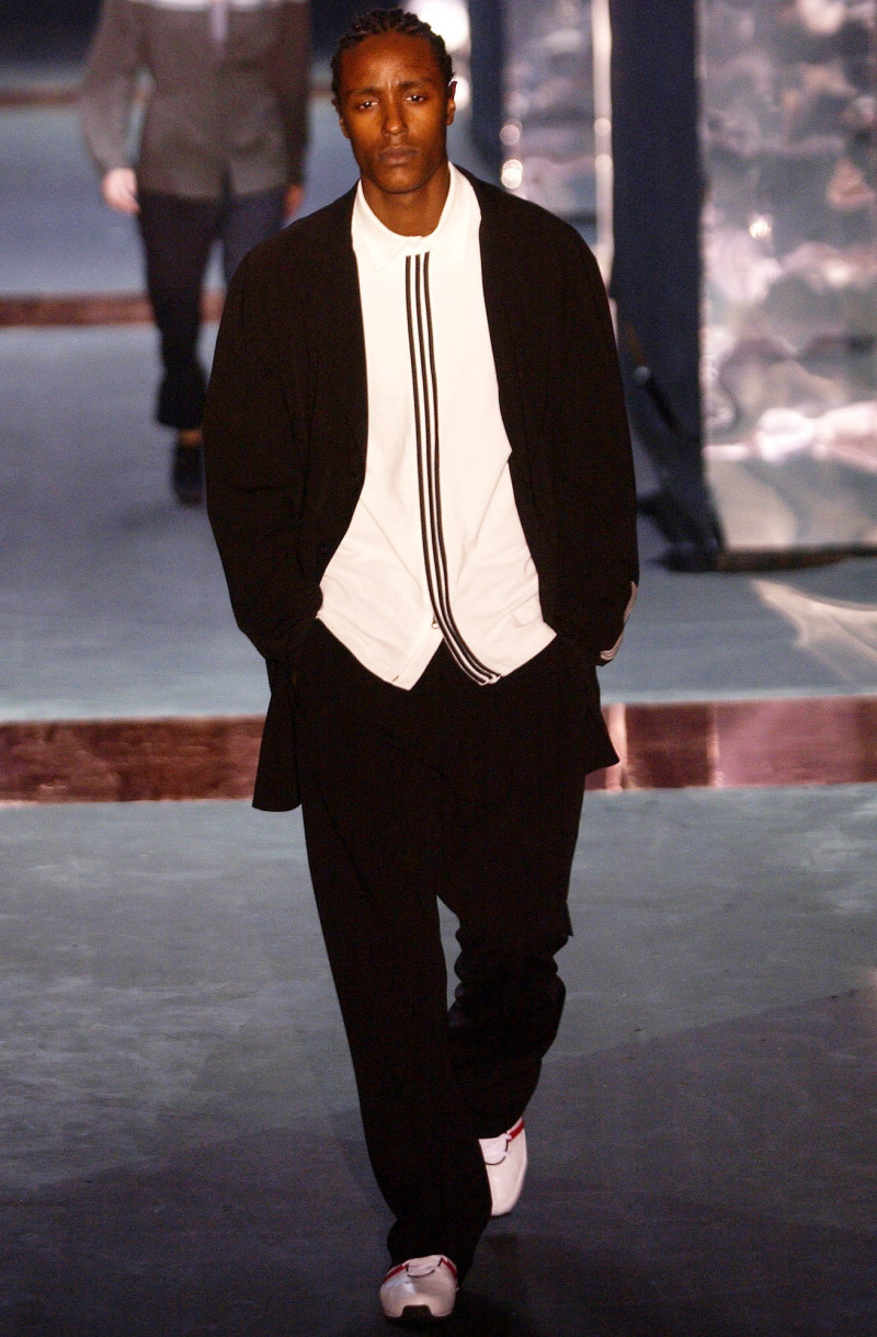 Y-3 fashion show for Spring/Summer 2003