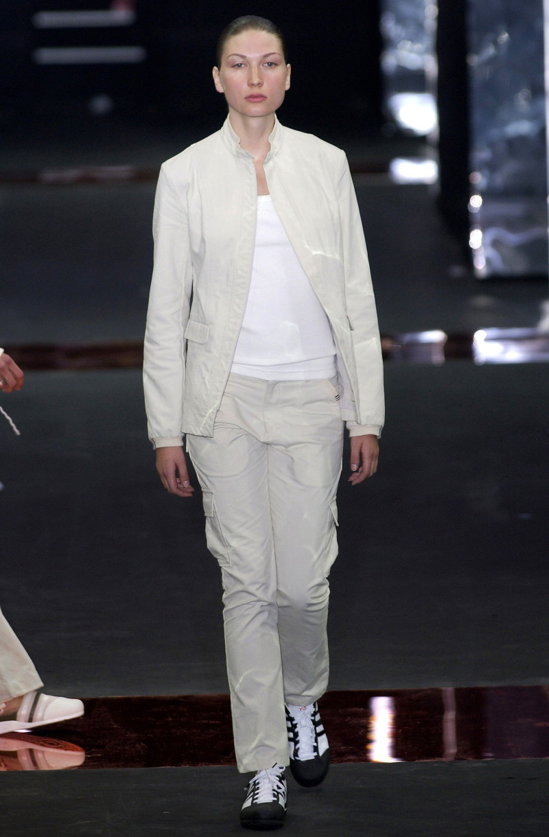 Y-3 fashion show for Spring/Summer 2003