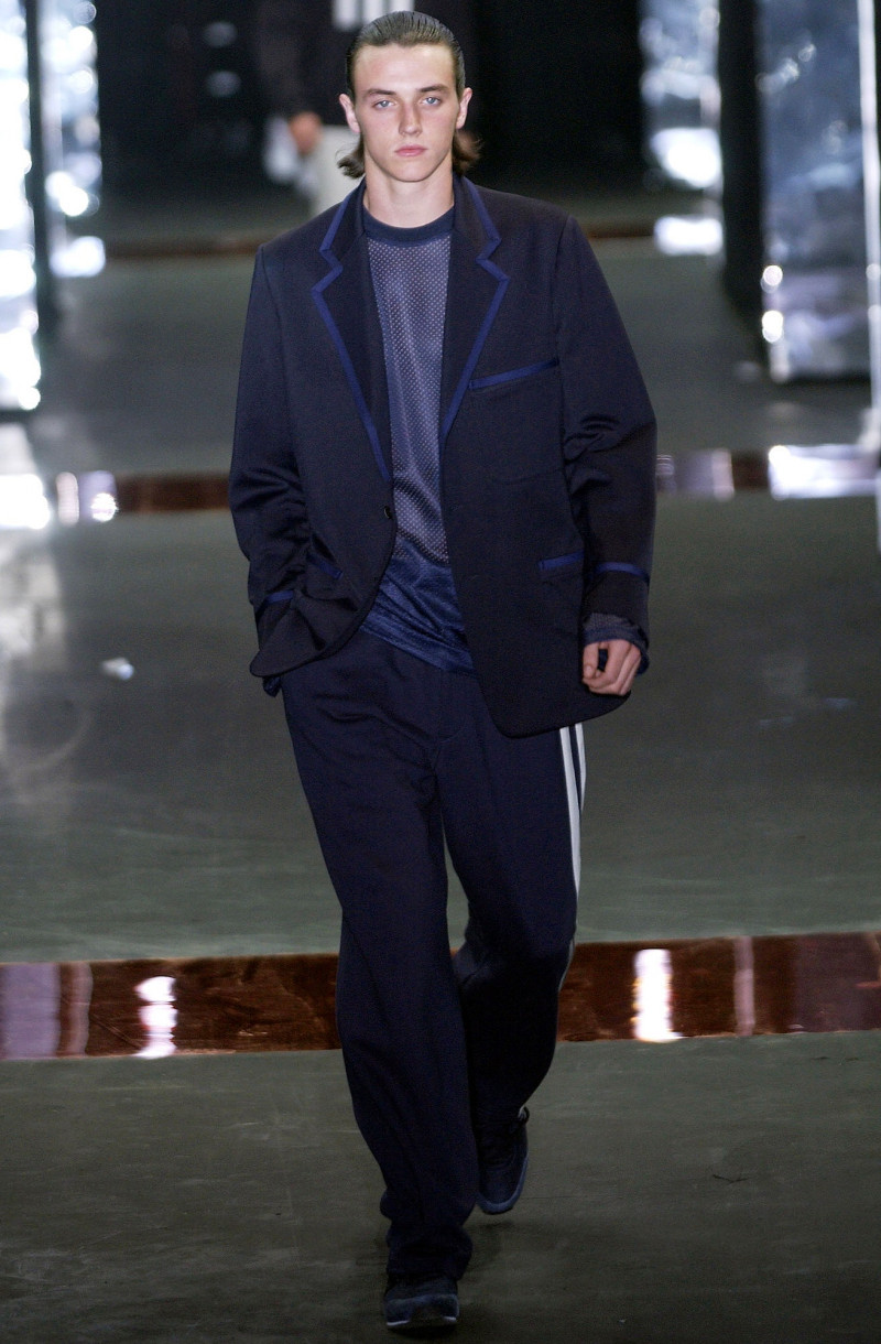 Y-3 fashion show for Spring/Summer 2003