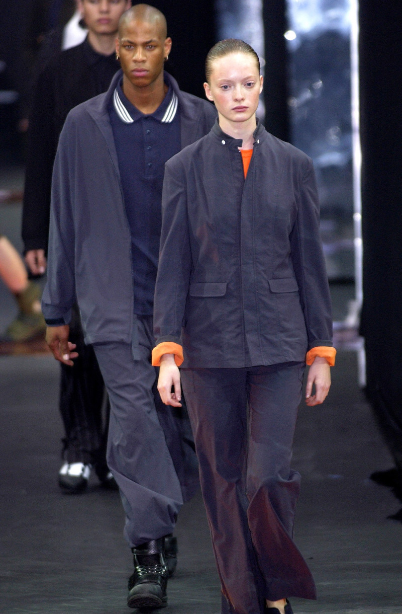 Y-3 fashion show for Spring/Summer 2003