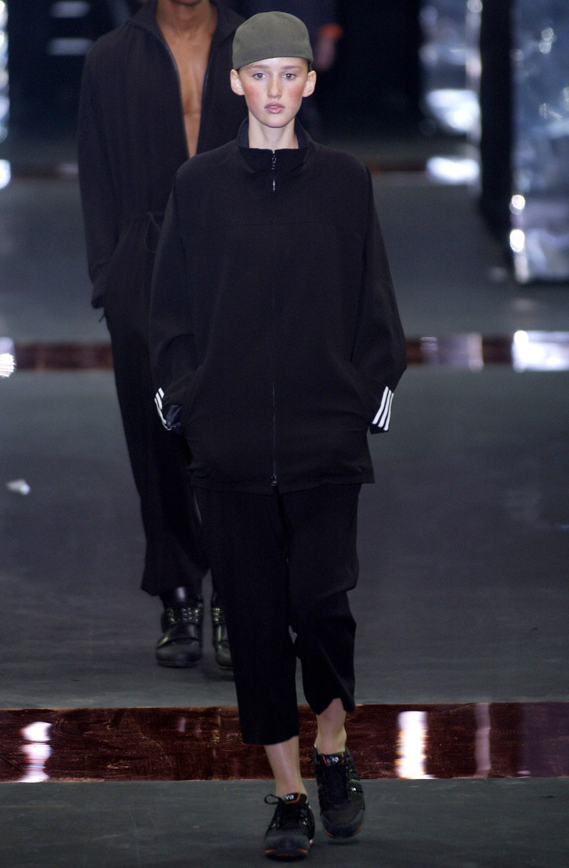 Y-3 fashion show for Spring/Summer 2003