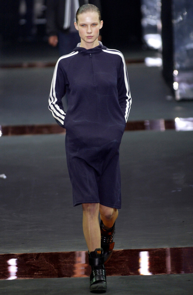 Y-3 fashion show for Spring/Summer 2003