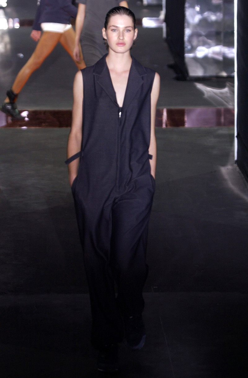 Y-3 fashion show for Spring/Summer 2003