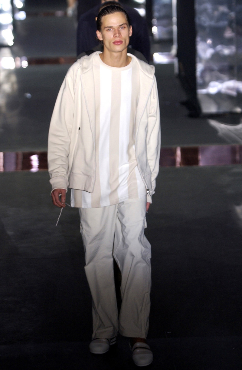 Y-3 fashion show for Spring/Summer 2003